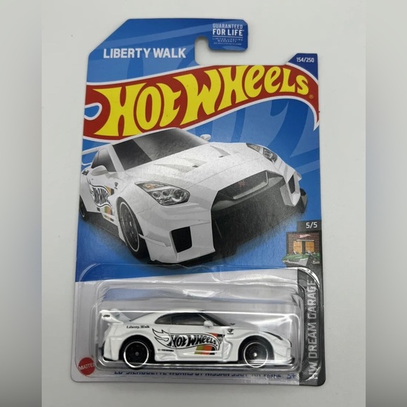 Hot Wheels Nissan 35 Gt-RR Ver 2 - Picture 2 of 4